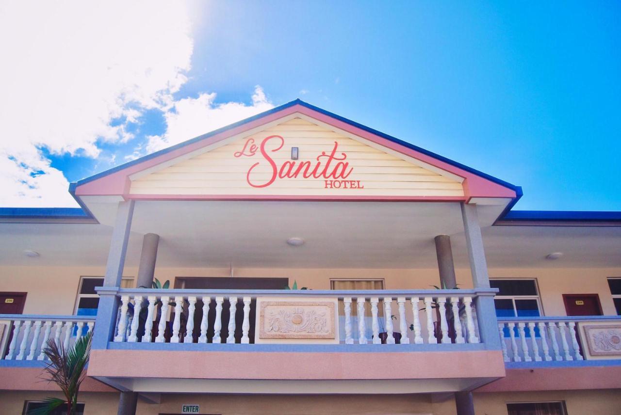 Le Sanita Hotel Апиа Екстериор снимка