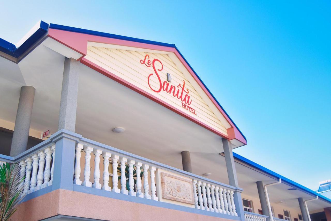 Le Sanita Hotel Апиа Екстериор снимка