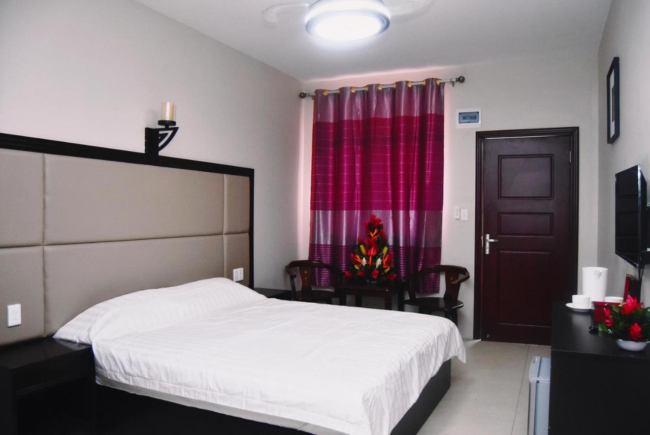 Le Sanita Hotel Апиа Екстериор снимка