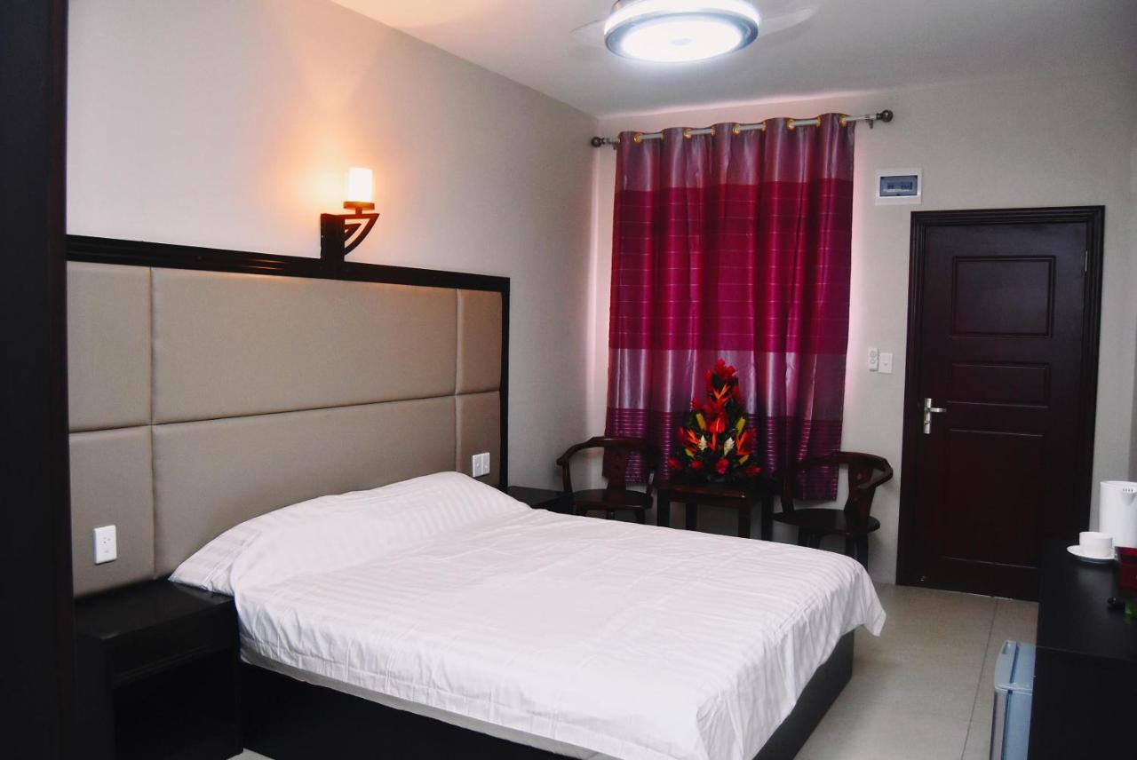 Le Sanita Hotel Апиа Екстериор снимка